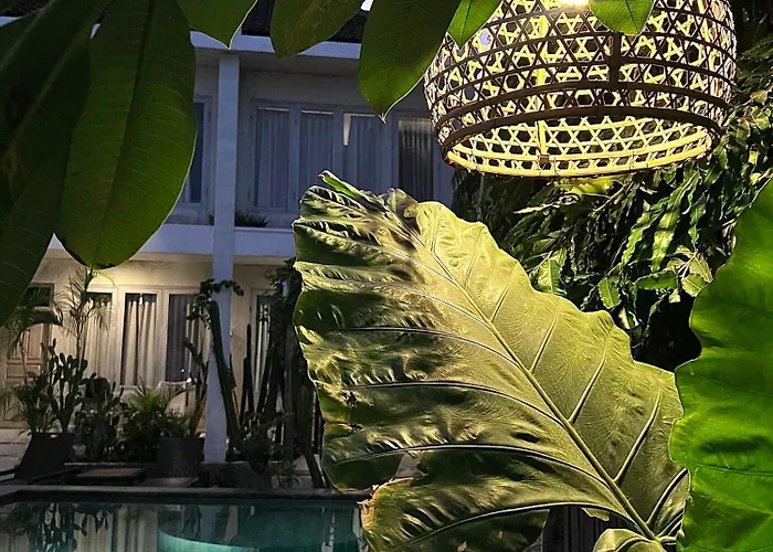 Guest house Bingin 3*